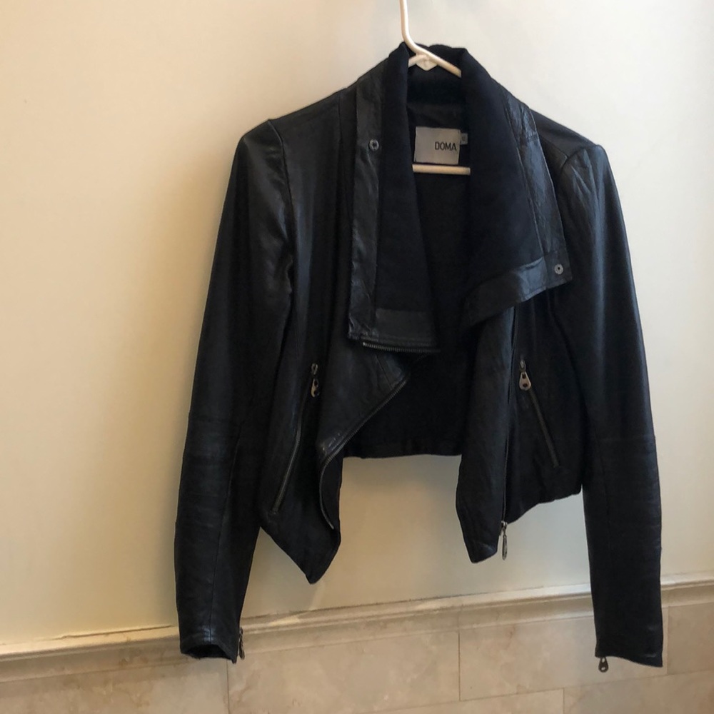 Doma Black Leather Cropped Drape Jacket XS